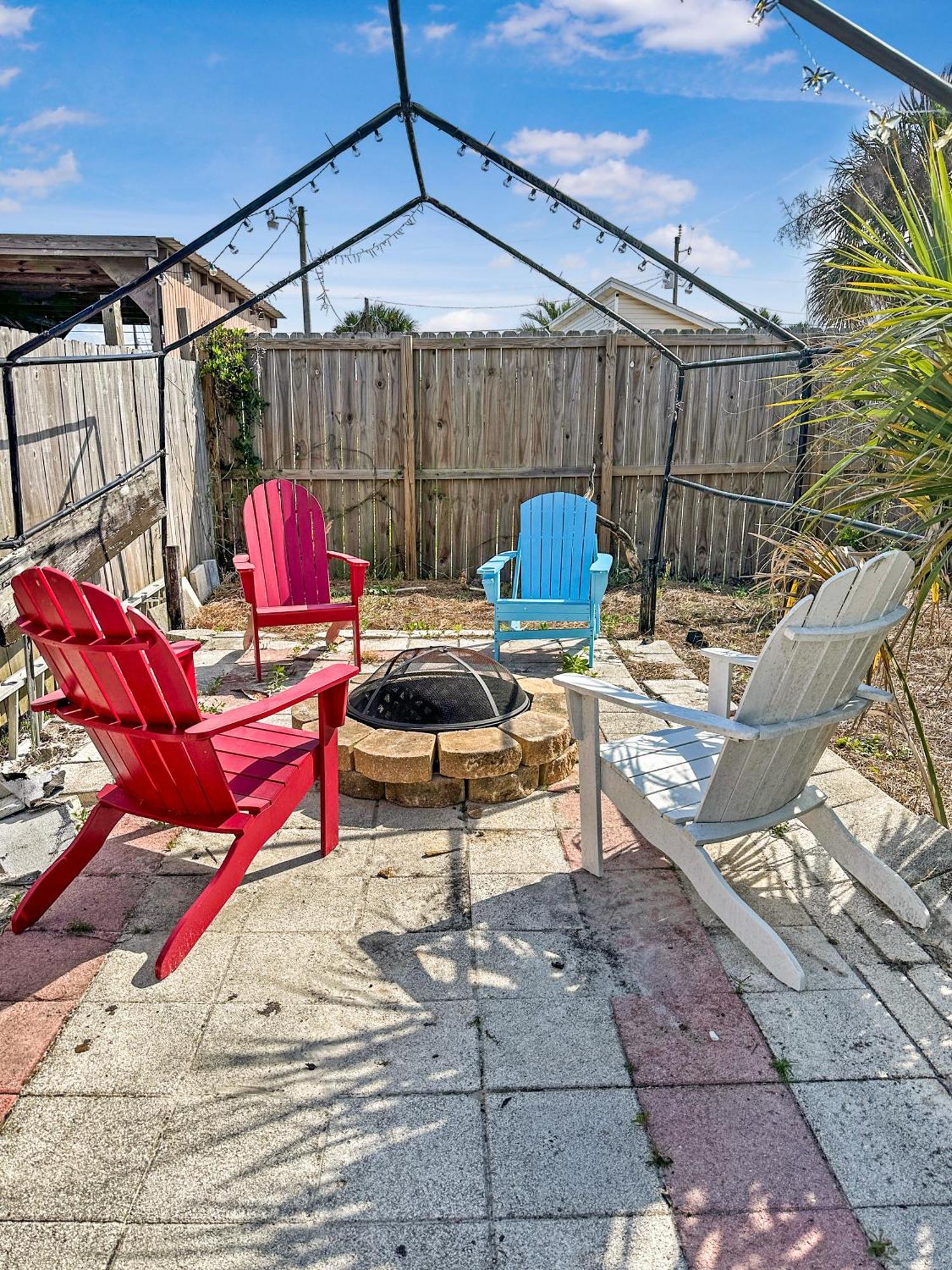 Peaceful Lydia Hide-O-Way - Unwind Near Beach, Breakfast, Spa & Go-Karts! Panama City Beach Exterior photo
